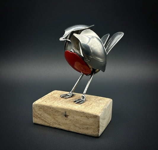 Robin Sculpture