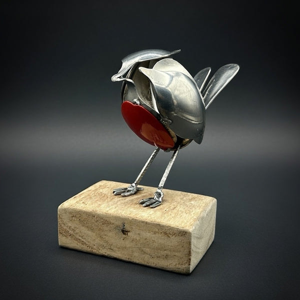 Robin Sculpture